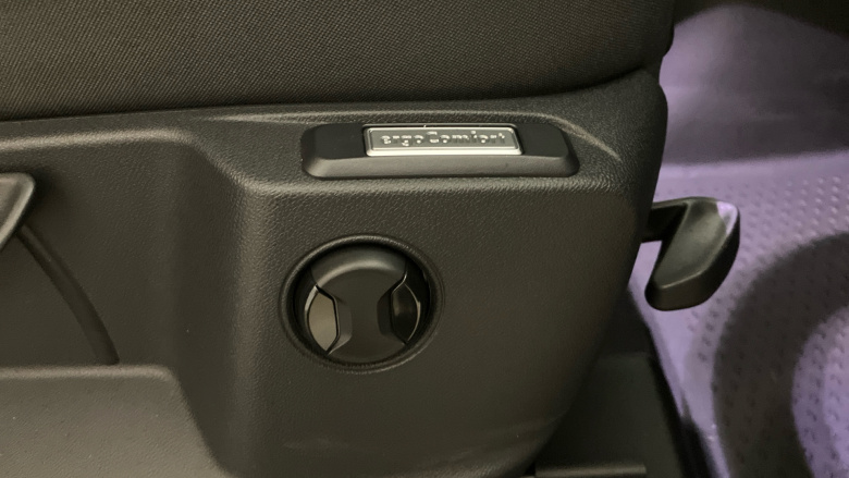 Volkswagen Caddy Maxi Caddy Cargo Maxi C20 Petrol 1.5 eHybrid 150 Commerce Pro Van DSG [Tech]